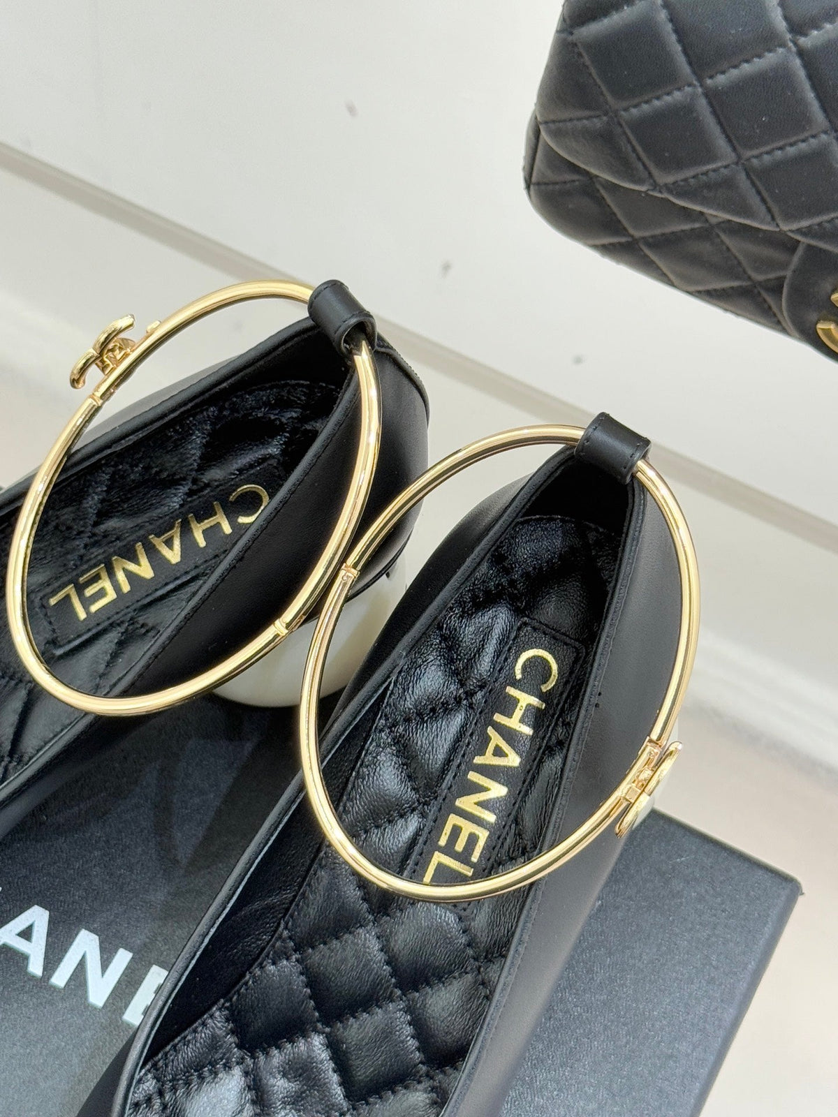 CC 26C Ribbon Camellia Mary Jane With Giant Pearl Black Lambskin