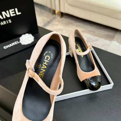 CC 2026 Mary Jane 65 Beige Black Velvet Leather 700646